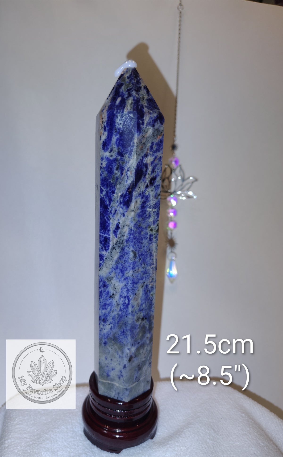 Massive Sodalite Statement Tower / Generator