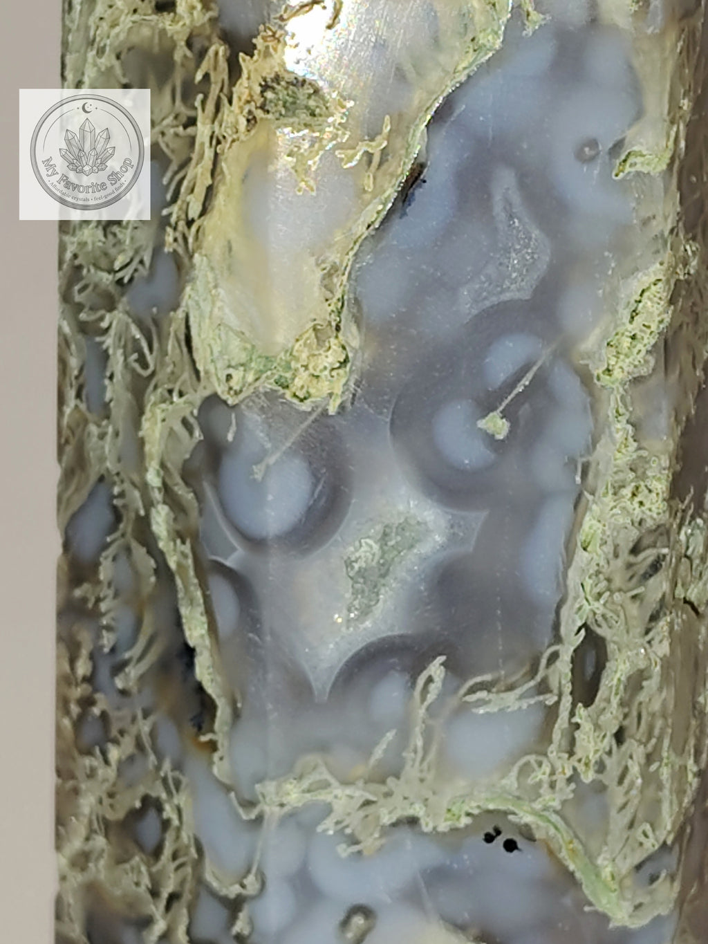 Earthy Elevation: Statement Moss Agate Tower