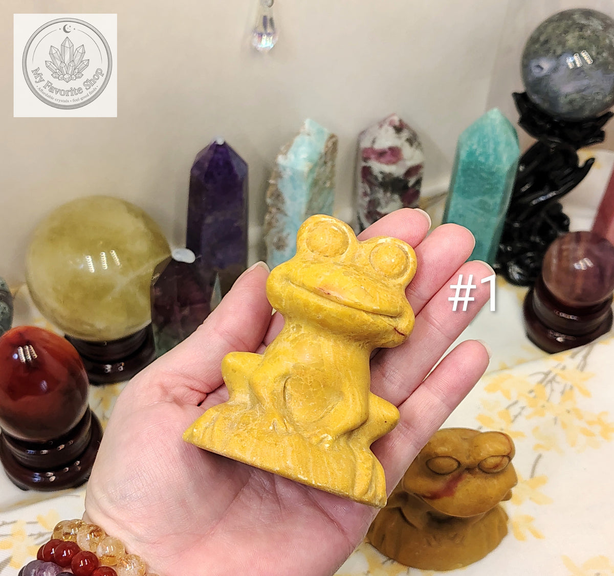 Hand-Carved Yellow Jade Frog Carvings