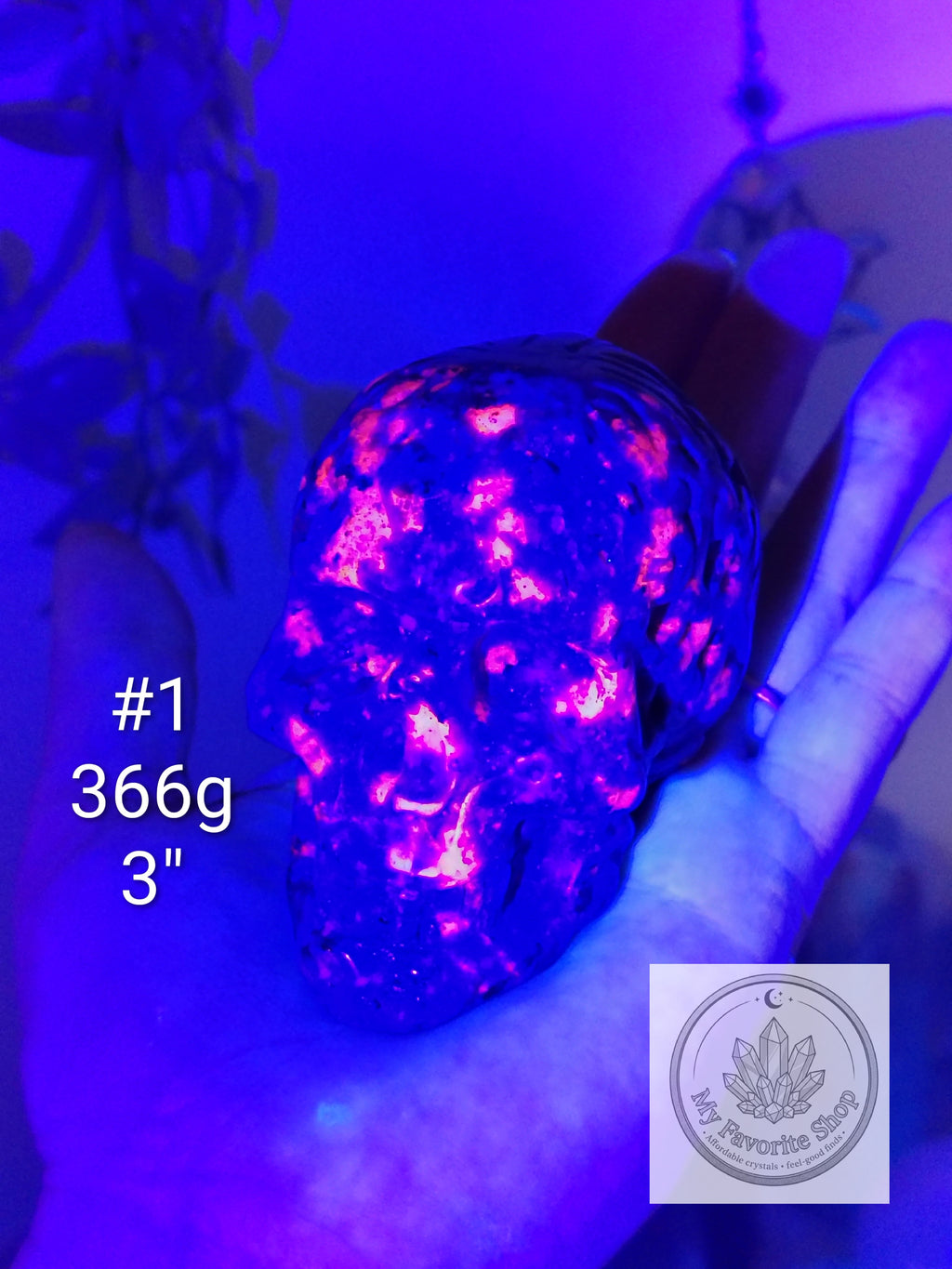 Emberlite (Yooperlite) Skull Carvings – 3" UV Reactive