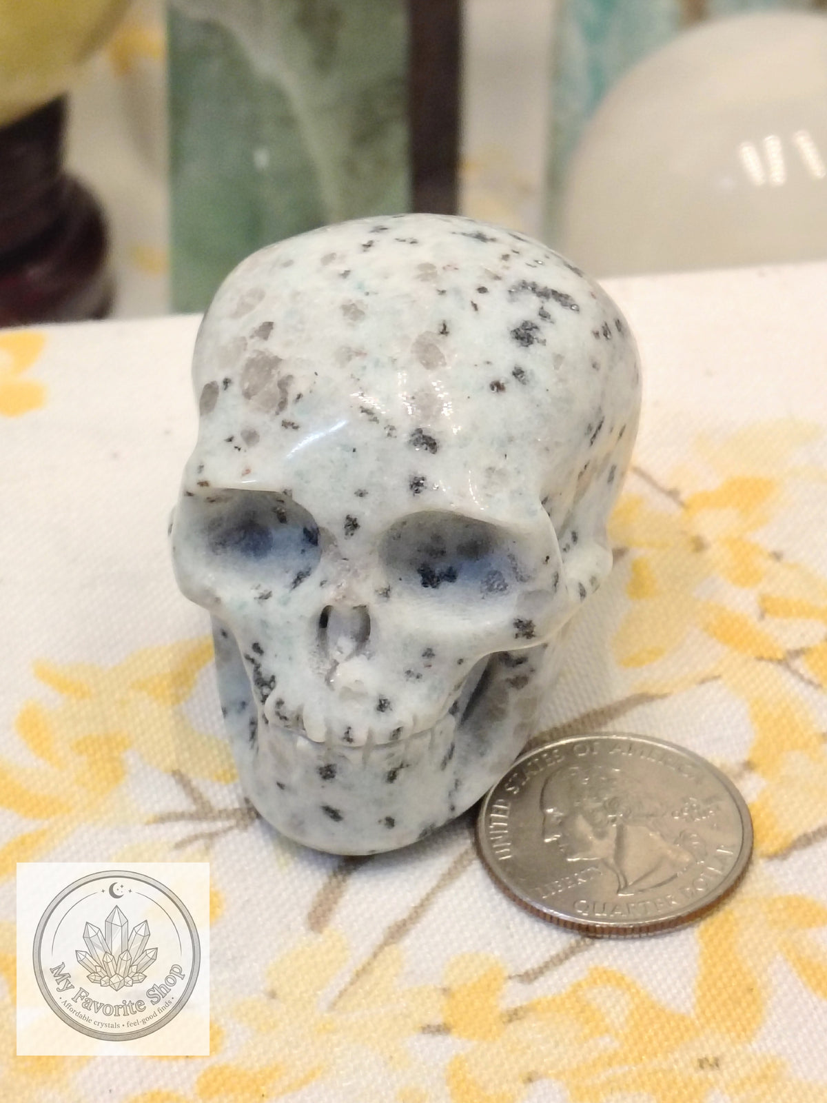 Kiwi Jasper Skull Carving – 2.5"