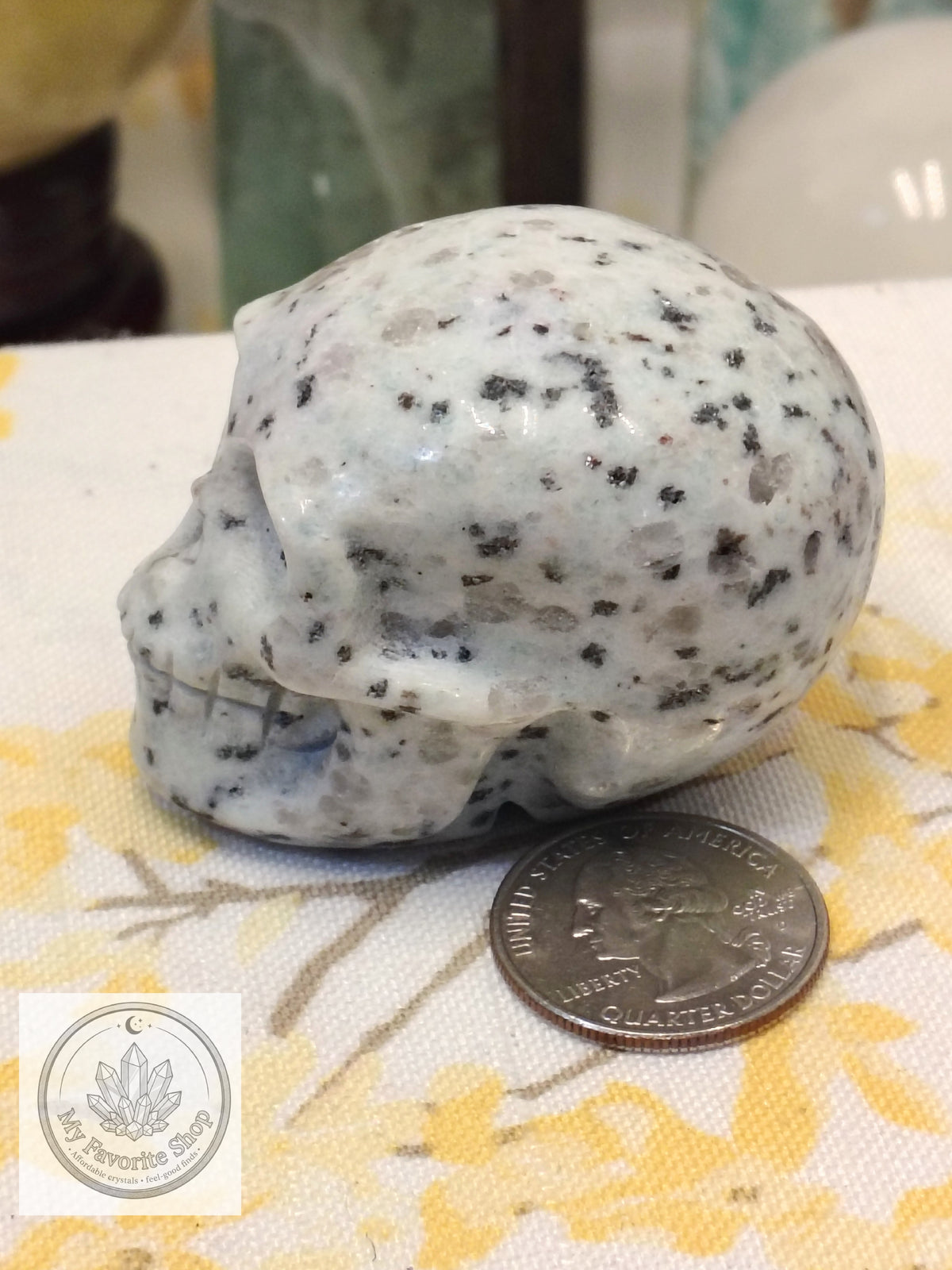 Kiwi Jasper Skull Carving – 2.5"
