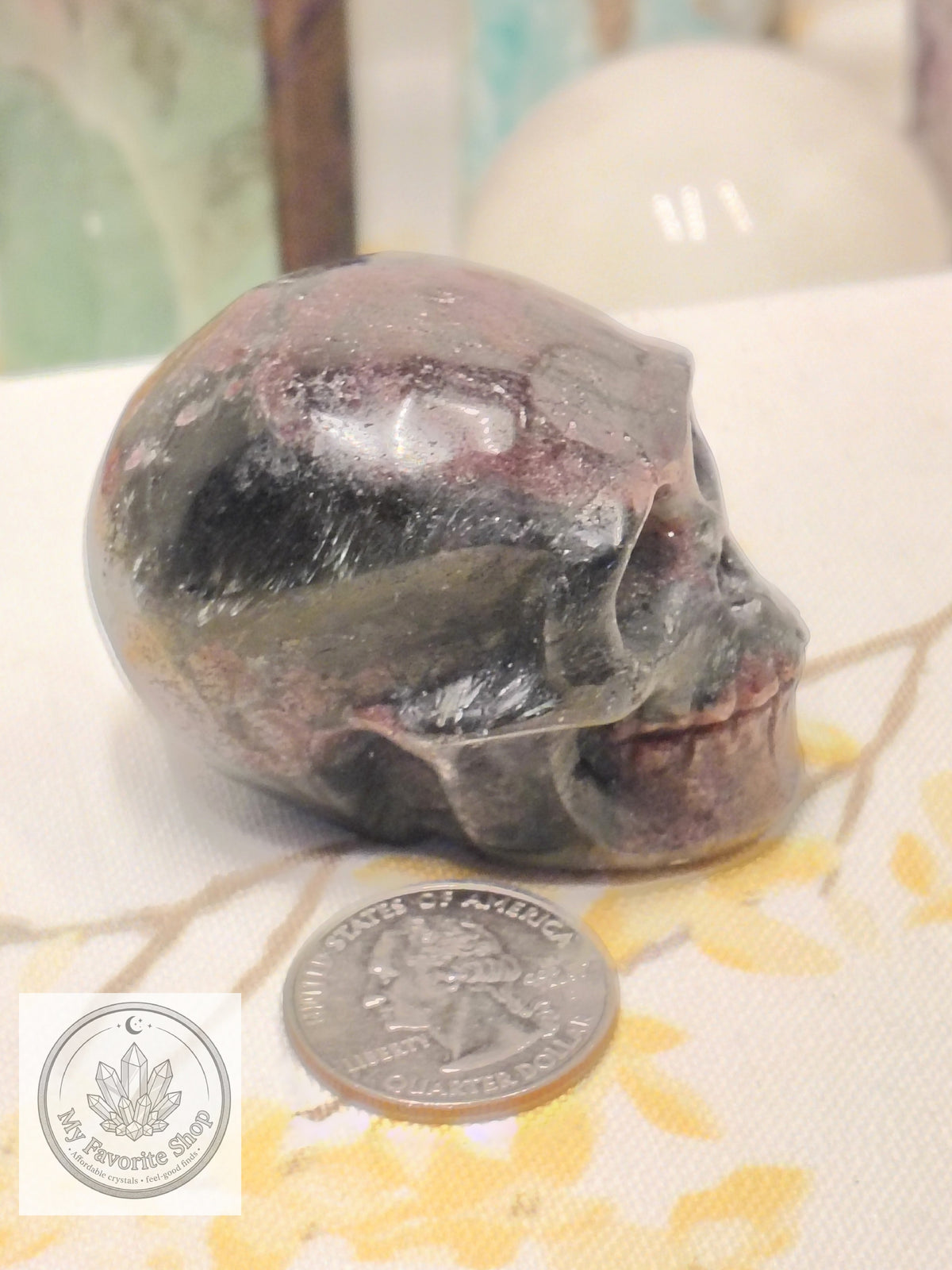 Garnet Skull Carving – 2.5"