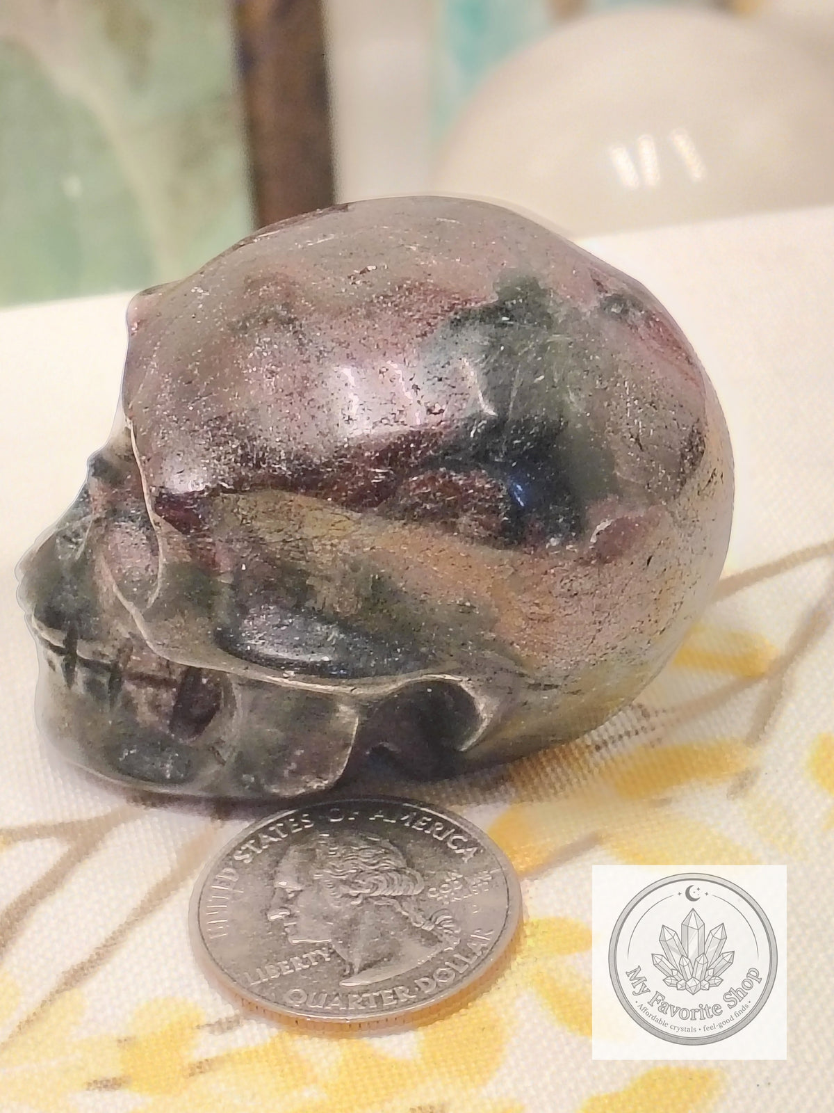 Garnet Skull Carving – 2.5"